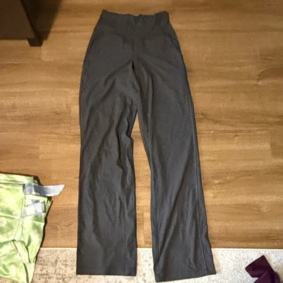 Lululemon ribbed align Women's Gray Pants - Picture 1 of 2